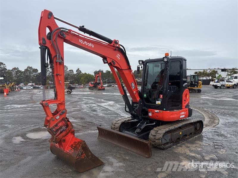 Kubota U55-4 ミニ油圧ショベル 7t以下（ミニユンボ・ミニディガー）