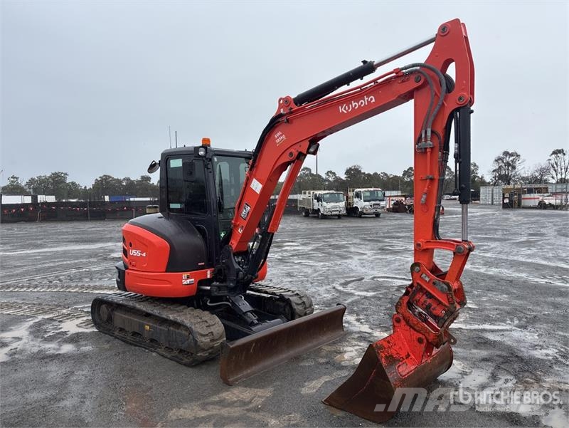 Kubota U55-4 ミニ油圧ショベル 7t以下（ミニユンボ・ミニディガー）