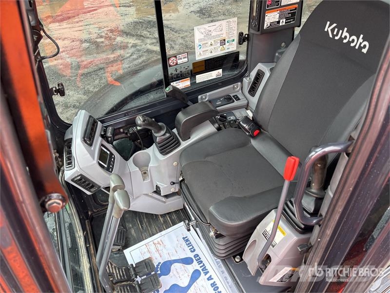 Kubota U55-4 ミニ油圧ショベル 7t以下（ミニユンボ・ミニディガー）