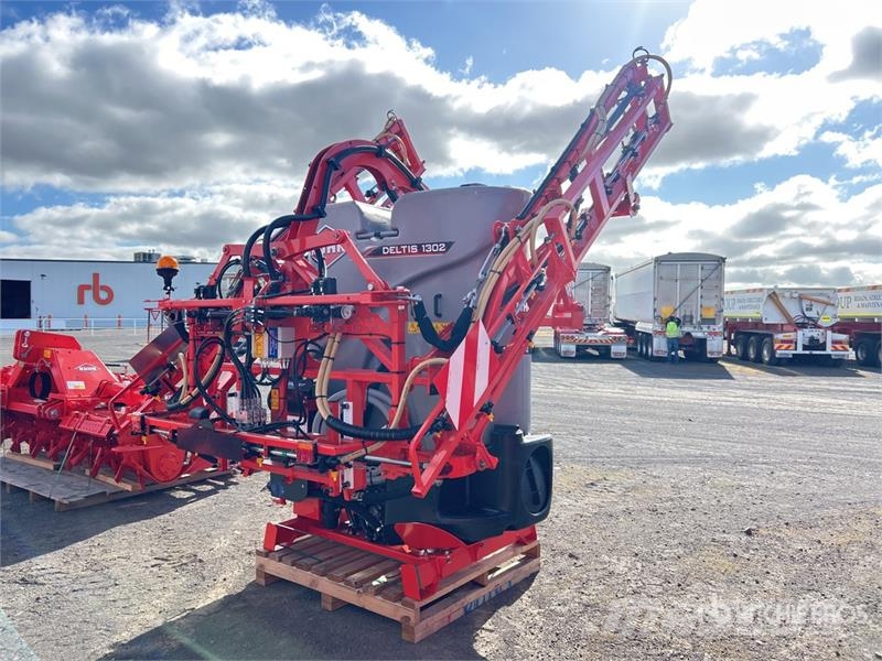 Kuhn Deltis 2 15 m 3-Point Hitch Sprayer (Unused) Irroratrici trainate