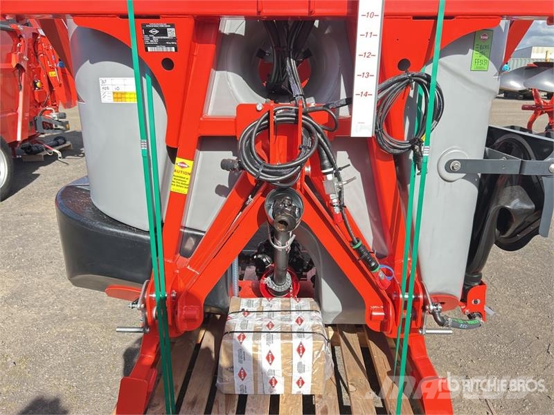 Kuhn Deltis 2 15 m 3-Point Hitch Sprayer (Unused) Irroratrici trainate