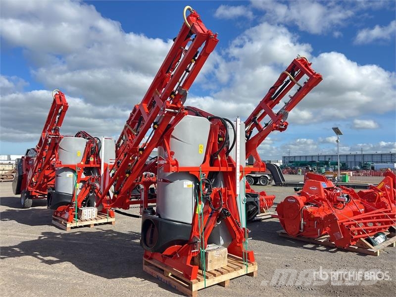 Kuhn Deltis 2 15 m 3-Point Hitch Sprayer (Unused) Irroratrici trainate