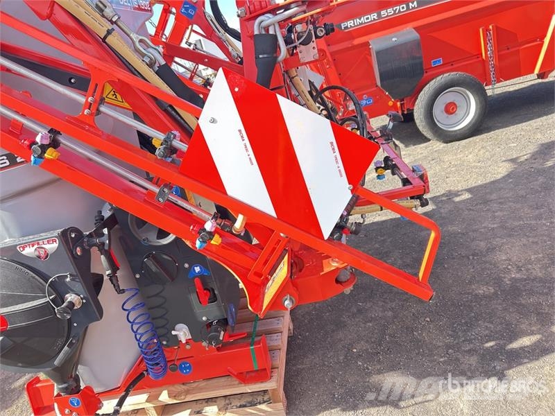 Kuhn Deltis 2 15 m 3-Point Hitch Sprayer (Unused) Irroratrici trainate