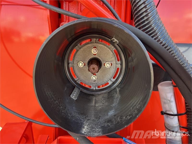 Kuhn Primor 3570 M S/A Straw Feeder (Unused) Otros equipos para cosechadoras de forraje