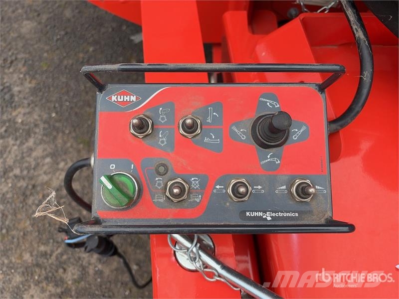 Kuhn Primor 3570 M S/A Straw Feeder (Unused) 기타 목초 수확용 장비