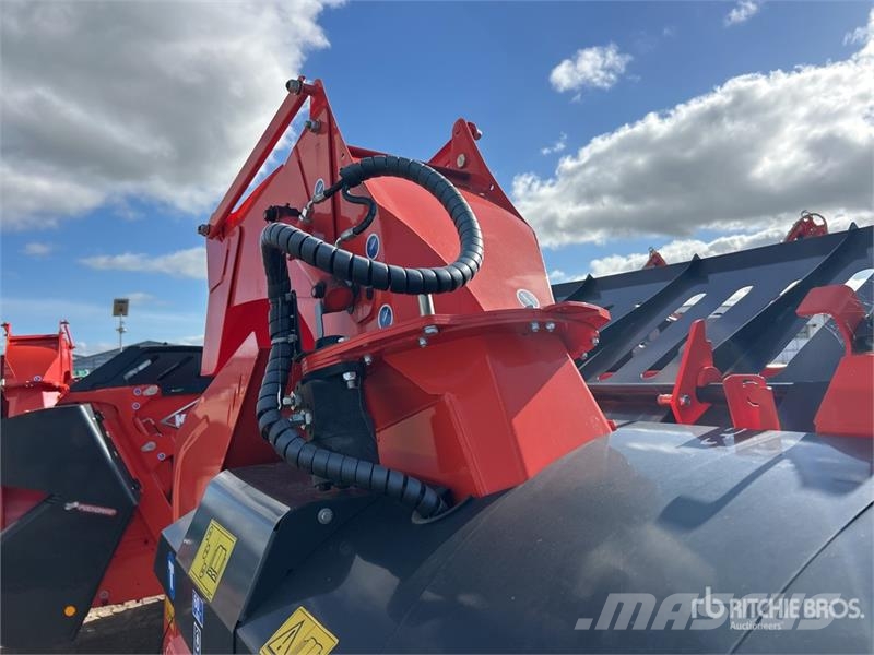 Kuhn Primor 5570 M S/A Straw Feeder (Unused) Otros equipos para cosechadoras de forraje