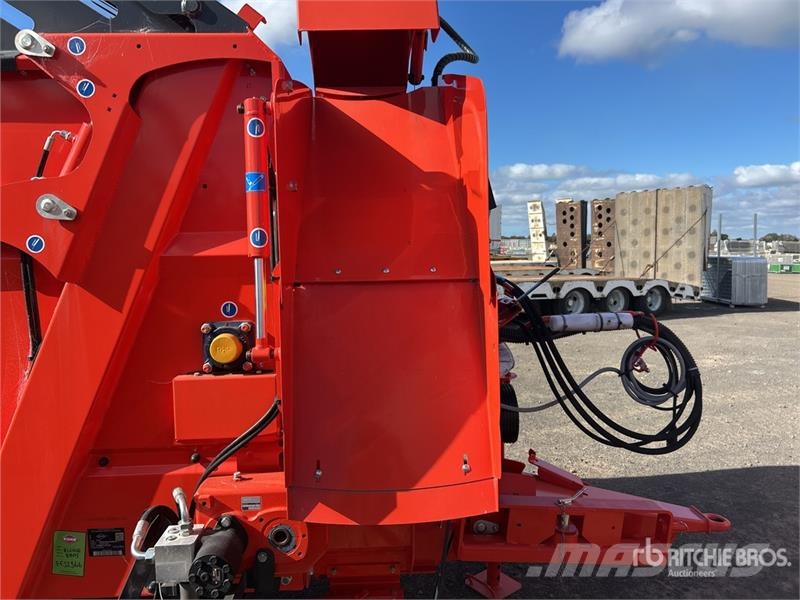 Kuhn Primor 5570 M S/A Straw Feeder (Unused) Otros equipos para cosechadoras de forraje
