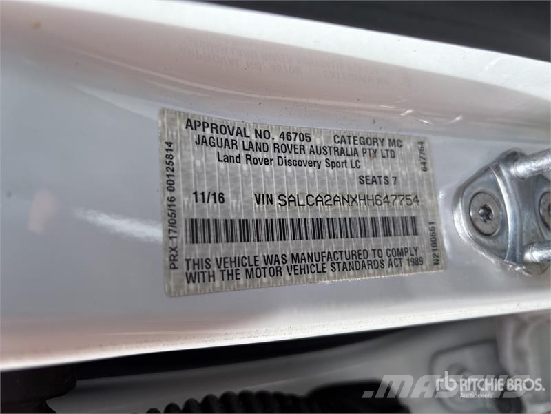 Land Rover Discovery Sport SUV Kistehergépjárművek