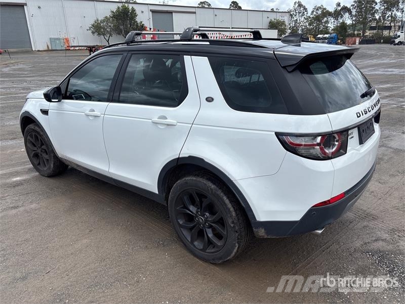 Land Rover Discovery Sport SUV Kistehergépjárművek