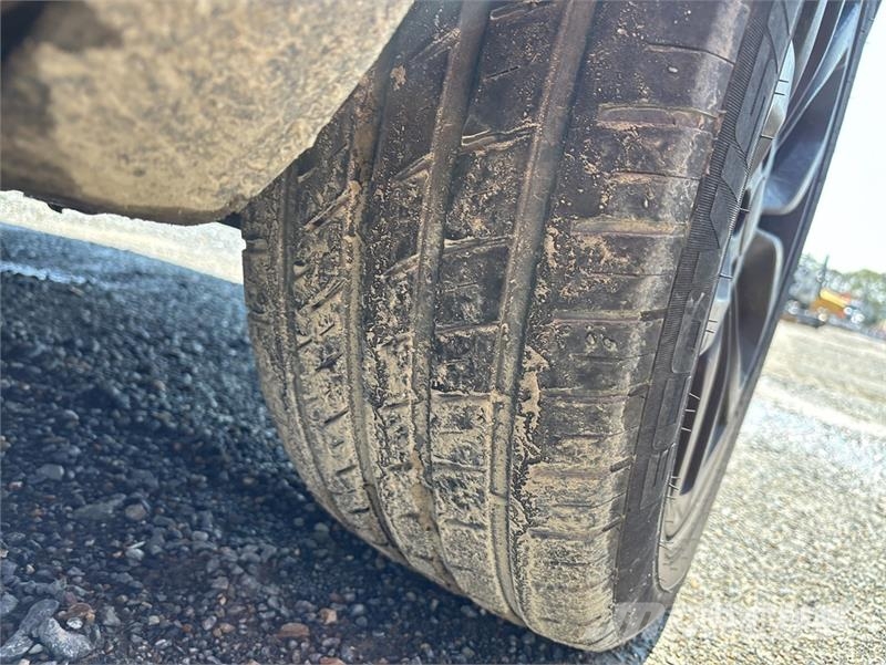 Land Rover Discovery Sport SUV Kistehergépjárművek