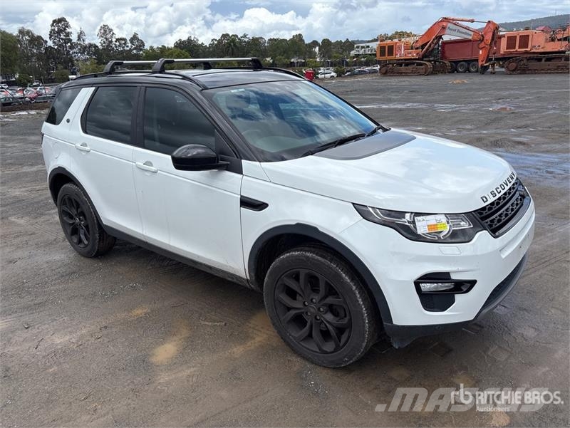 Land Rover Discovery Sport SUV Kistehergépjárművek