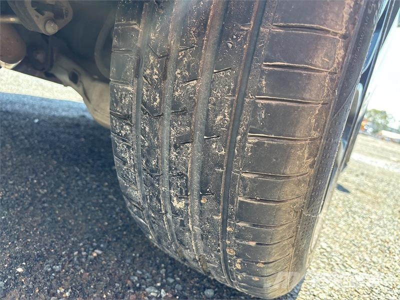 Land Rover Discovery Sport SUV Kistehergépjárművek