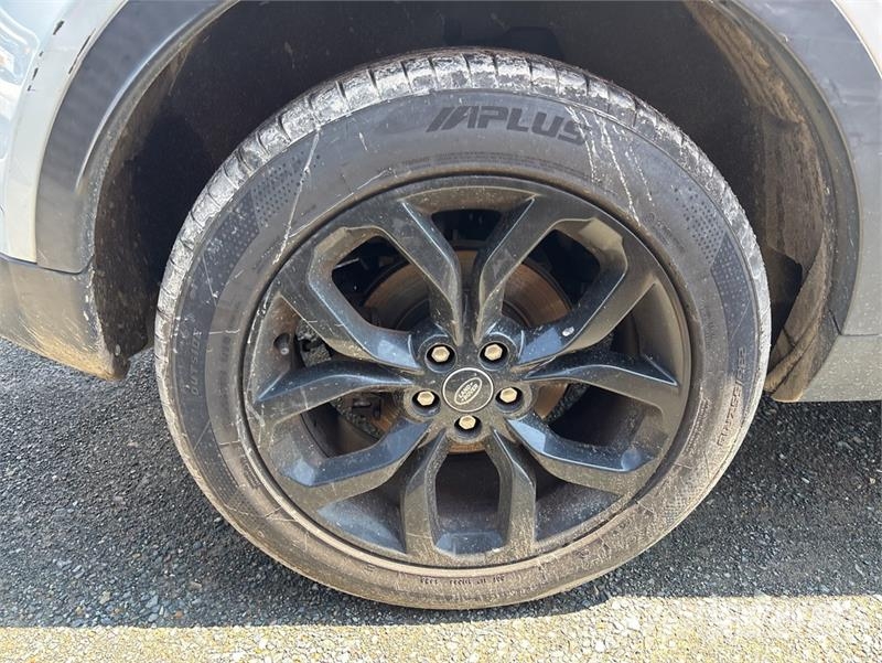 Land Rover Discovery Sport SUV Kistehergépjárművek