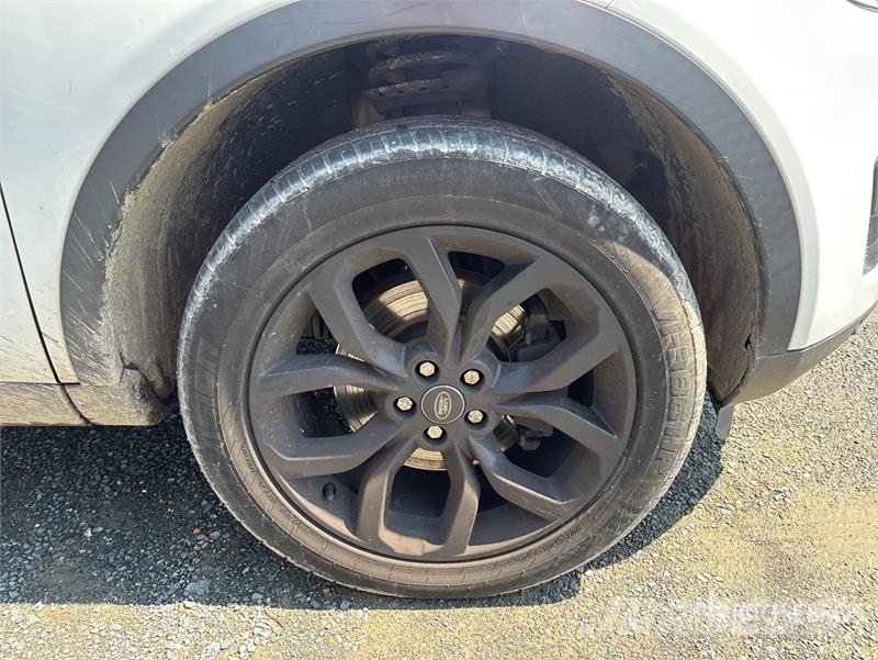 Land Rover Discovery Sport SUV Kistehergépjárművek