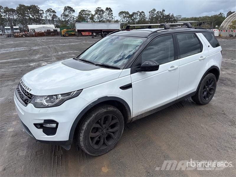 Land Rover Discovery Sport SUV Kistehergépjárművek