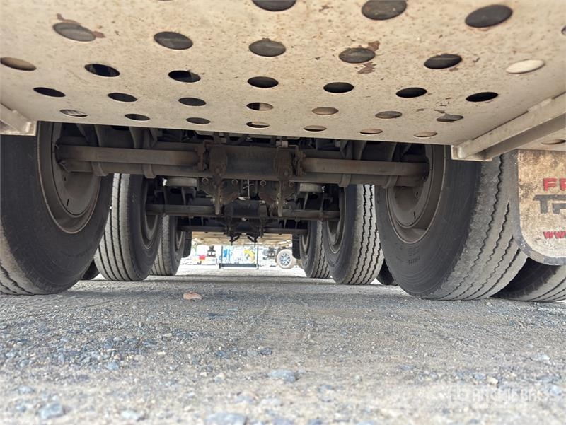 Liberty Freighters 13.6 m Tri/A Flatbed Trailer مقطوروات مسطحة/مفصلية الجوانب