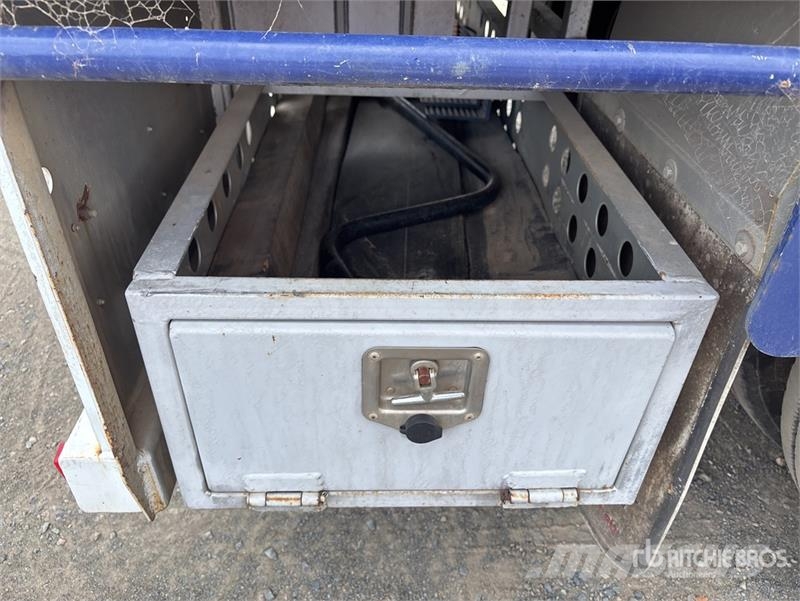 Liberty Freighters 13.6 m Tri/A Flatbed Trailer مقطوروات مسطحة/مفصلية الجوانب