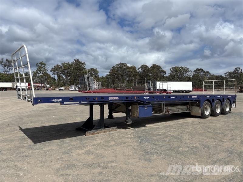 Liberty Freighters 13.6 m Tri/A Flatbed Trailer مقطوروات مسطحة/مفصلية الجوانب