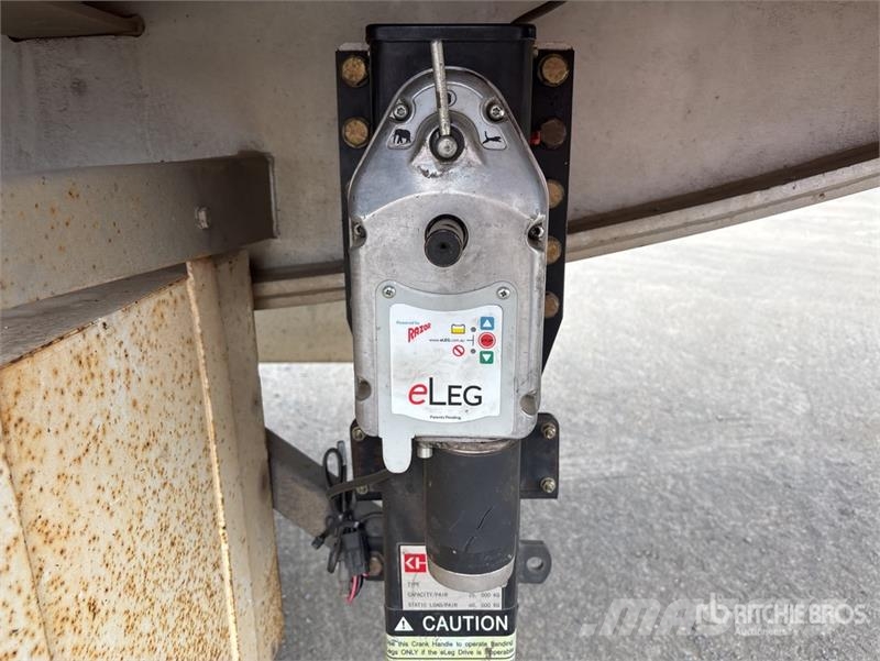 Liberty Freighters 13.6 m Tri/A Flatbed Trailer مقطوروات مسطحة/مفصلية الجوانب
