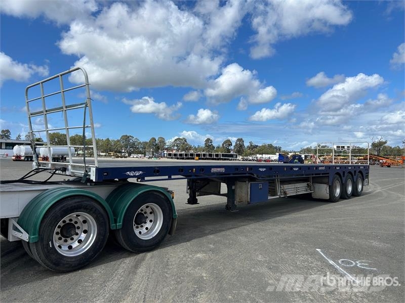Liberty Freighters 13.6 m Tri/A Flatbed Trailer Lavaperävaunut
