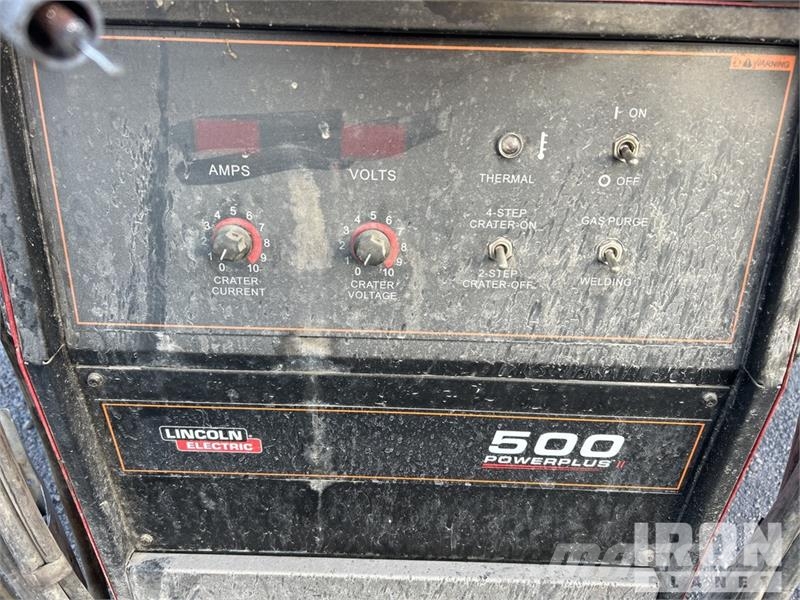 Lincoln Electric Electric Powerplus II 500 60 A Mobile MIG Welding Equipment