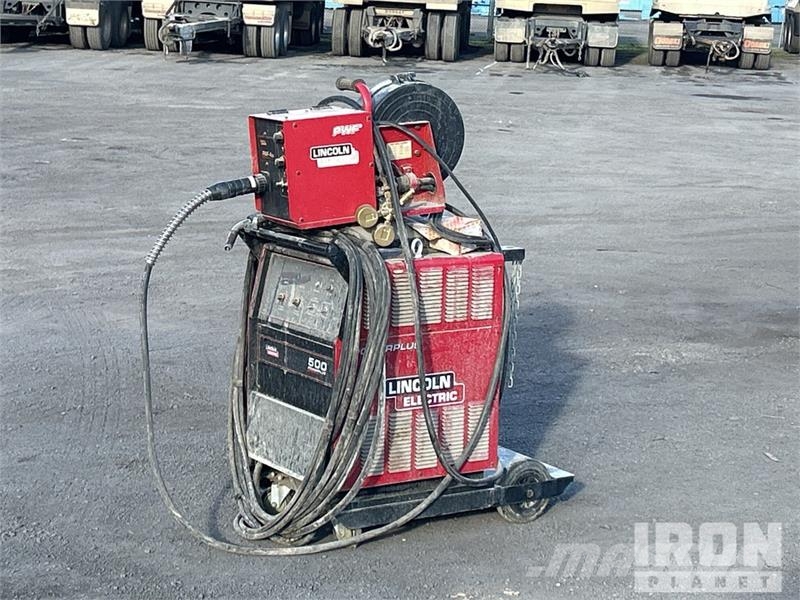 Lincoln Electric Electric Powerplus II 500 60 A Mobile MIG Welding Equipment