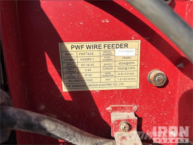 Lincoln Electric Electric Powerplus II 500 60 A Mobile MIG Welding Equipment