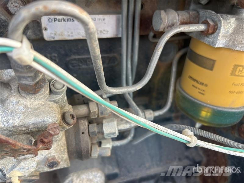 Lincoln SA500-I Engine Driven Welder (Inoperable) Welding Equipment