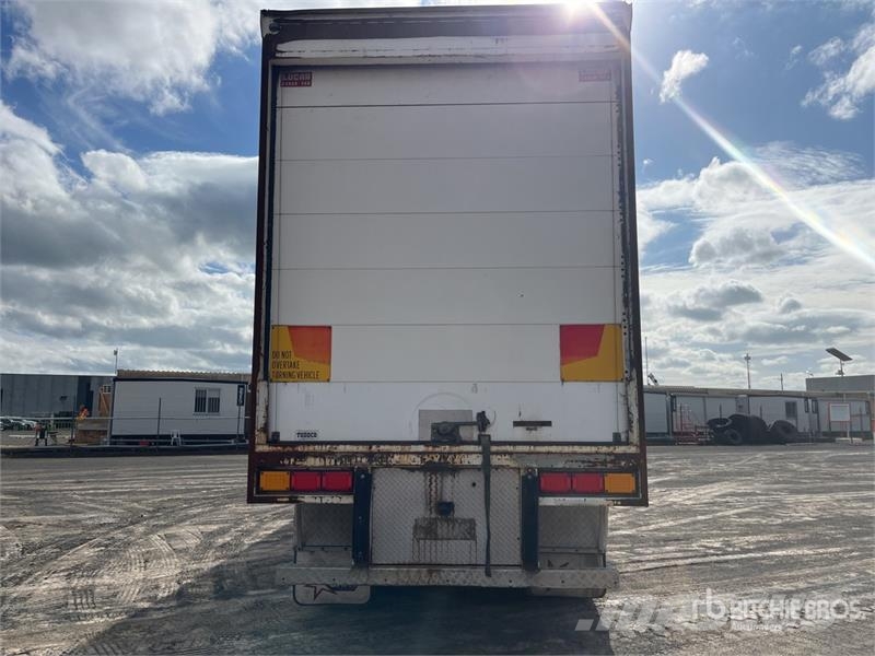 Lucar 13.5 m Tri/A Refrigerated Trailer Temperature controlled semi-trailers