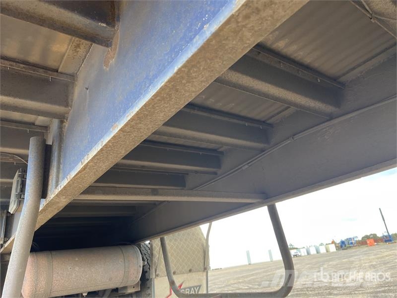 Lucar 13.5 m Tri/A Refrigerated Trailer Temperature controlled semi-trailers