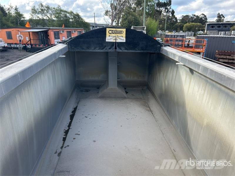 Lusty 14.9 m Bogie/A Stag Combination End Dump Tra Tipper trailers