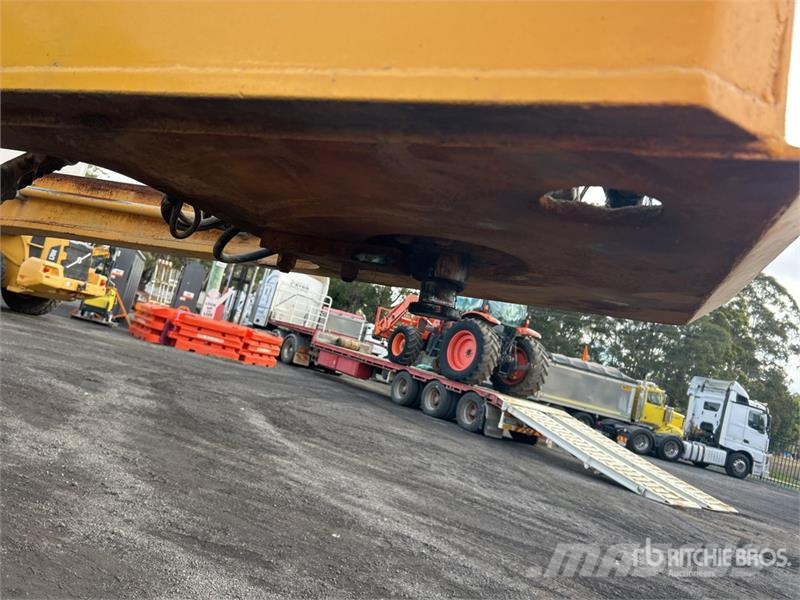 Lusty 14.9 m Bogie/A Stag Combination End Dump Tra Tipper trailers