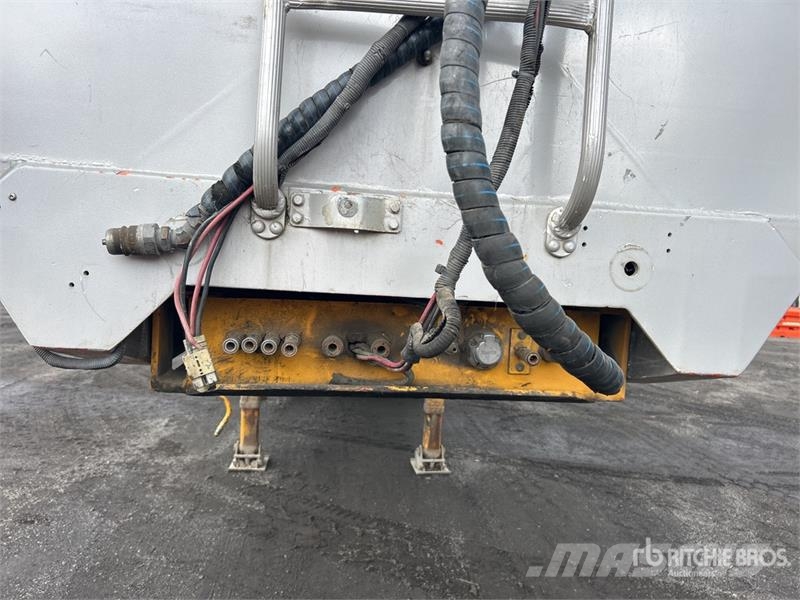Lusty 14.9 m Bogie/A Stag Combination End Dump Tra Tipper trailers