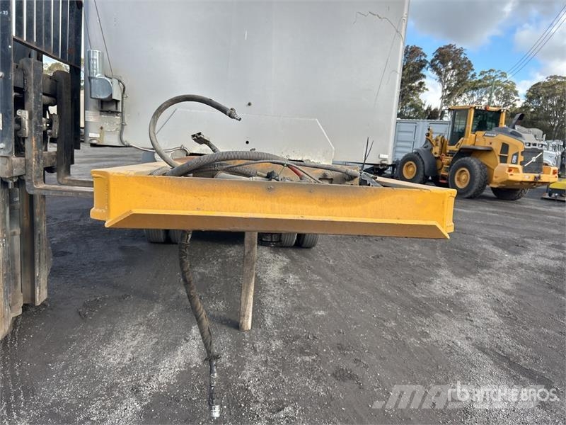 Lusty 14.9 m Bogie/A Stag Combination End Dump Tra Tipper trailers