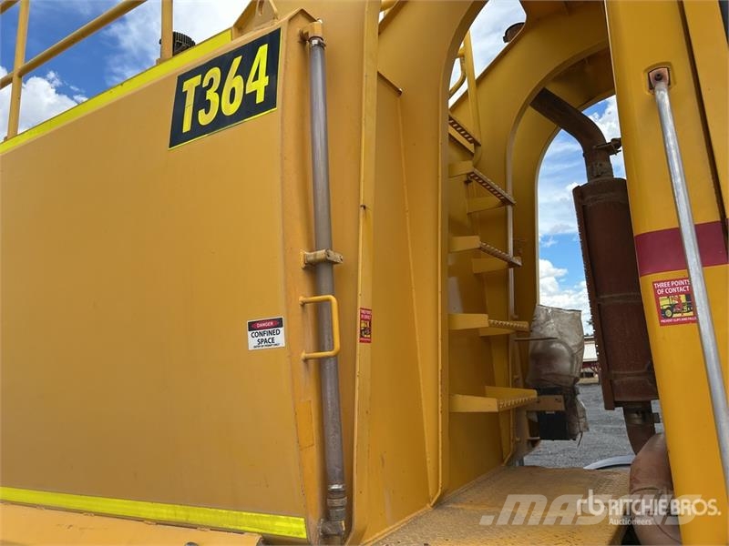 Mack CH6668RST Metroliner 16000 L 8x4 Twin-Steer Water  Kamioni za vodu