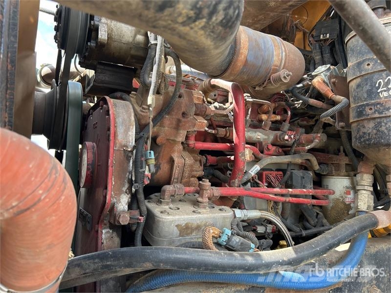 Mack CH6668RST Metroliner 16000 L 8x4 Twin-Steer Water  Kamioni za vodu
