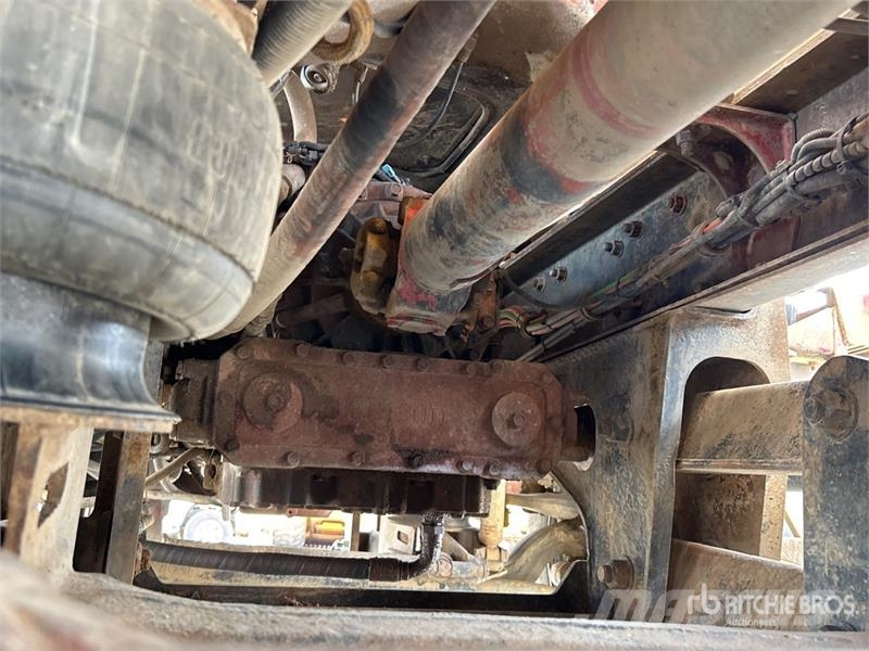 Mack CH6668RST Metroliner 16000 L 8x4 Twin-Steer Water  Kamioni za vodu