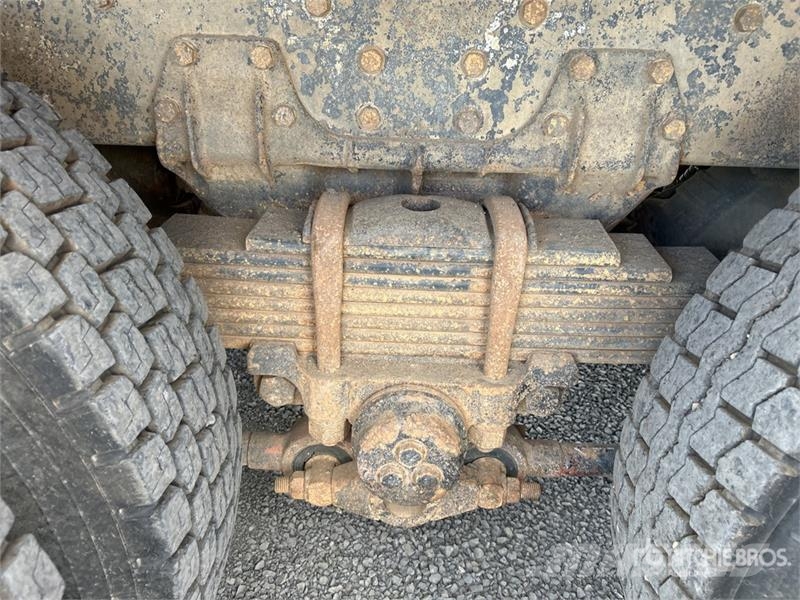 Mack CH6668RST Metroliner 16000 L 8x4 Twin-Steer Water  Kamioni za vodu