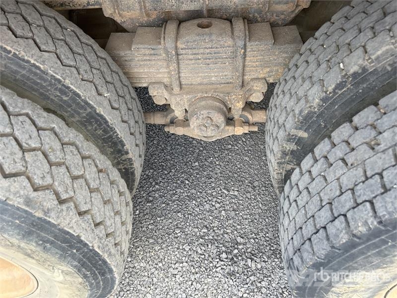 Mack CH6668RST Metroliner 16000 L 8x4 Twin-Steer Water  Kamioni za vodu