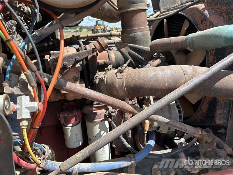 Mack CH6668RST Metroliner 16000 L 8x4 Twin-Steer Water  Kamioni za vodu