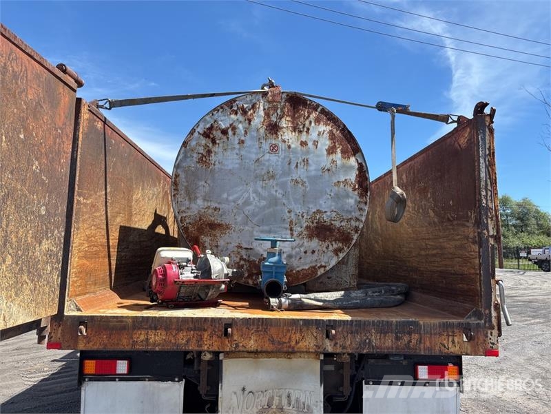 Mack CL788RS 6x4 T/A Dump Truck Billenő teherautók