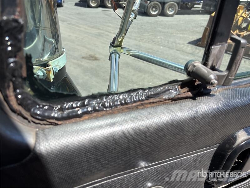 Mack CL788RS 6x4 T/A Dump Truck Billenő teherautók