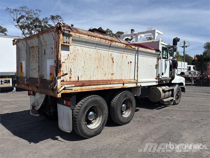 Mack CL788RS 6x4 T/A Dump Truck Billenő teherautók