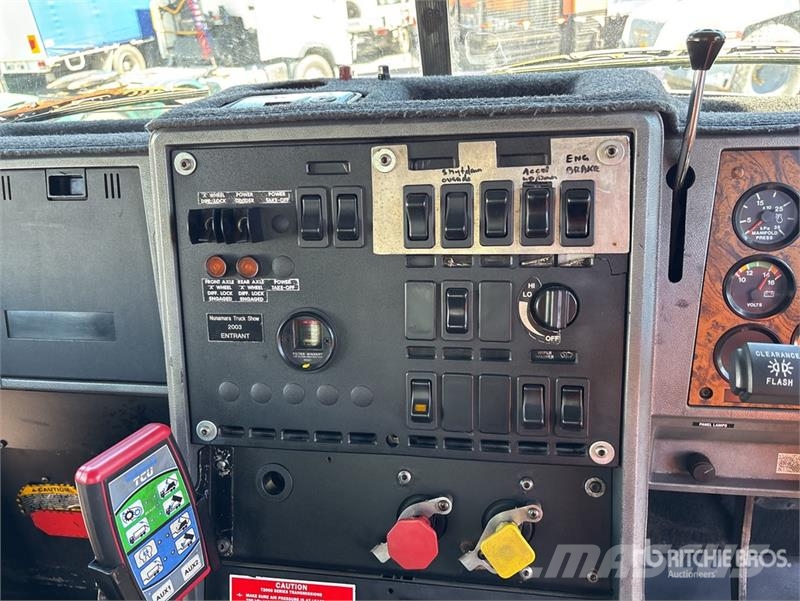 Mack CL788RS 6x4 T/A Dump Truck Billenő teherautók