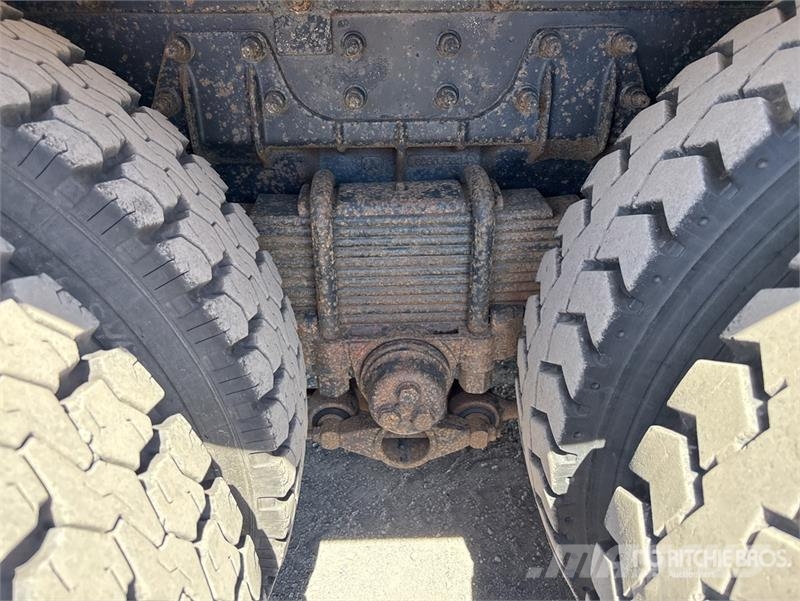 Mack CL788RS 6x4 T/A Dump Truck Billenő teherautók