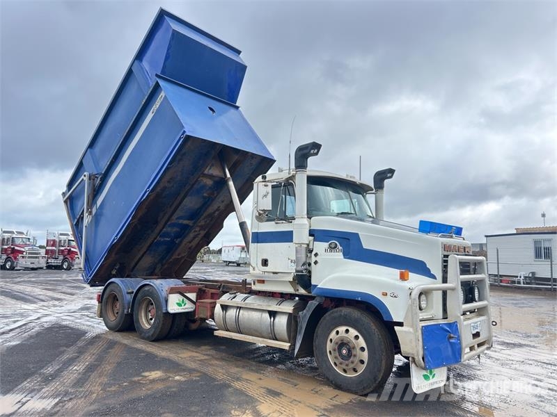 Mack CL788RST 6x4 Silage Truck Other trucks