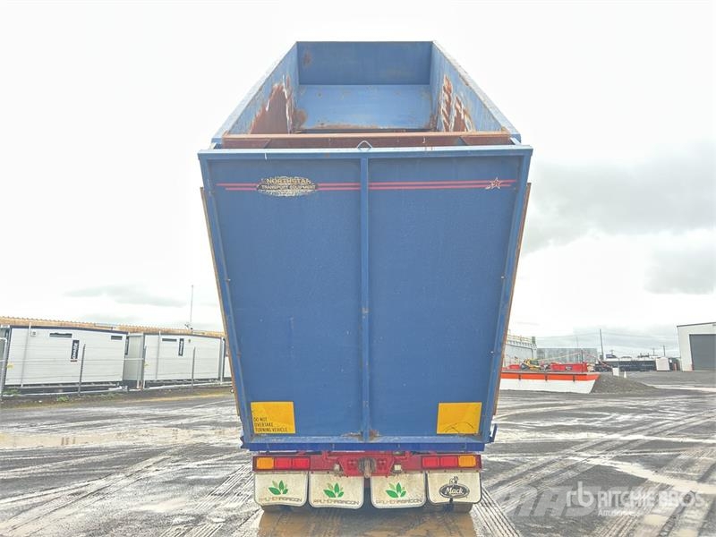 Mack CLS 6x4 Silage Truck Anders