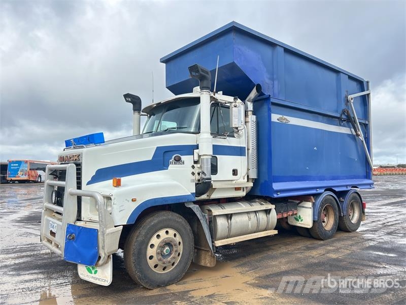 Mack CLS 6x4 Silage Truck Anders