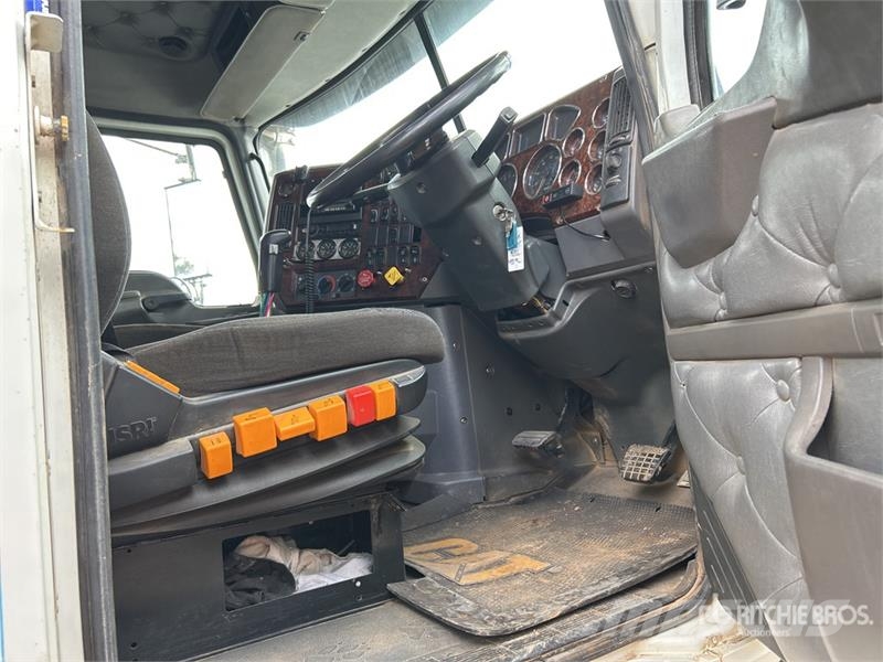 Mack CMHR Trident 6x4 T/A Dump Truck Грузовики-Самосвалы