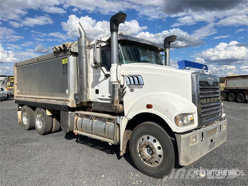 Mack CMHR Trident 6x4 T/A Dump Truck Грузовики-Самосвалы